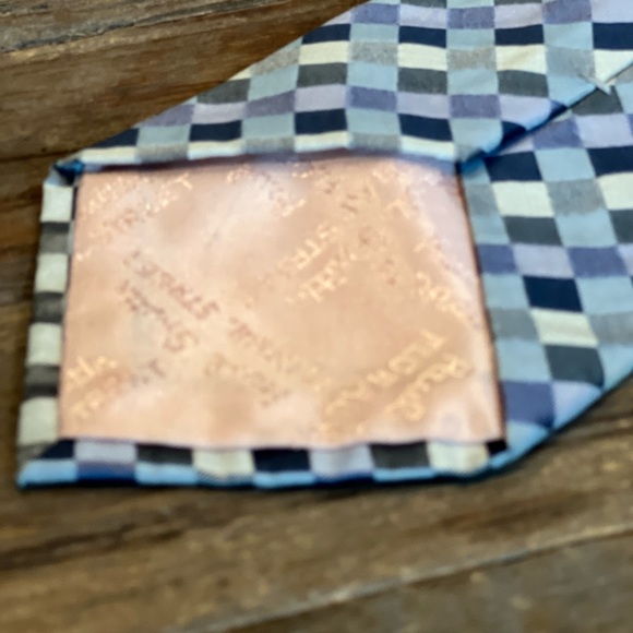 Paul Smith Tie - Picture 4 of 5